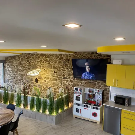 Nyaraló As Penedas, Casa Dos Arcos