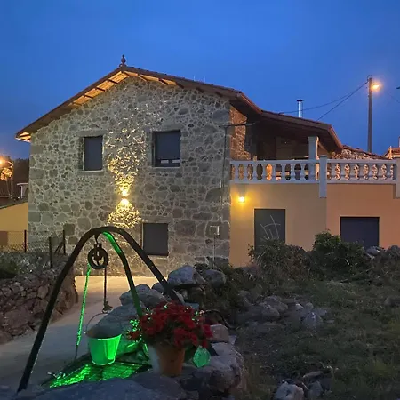 Holiday home As Penedas, Casa Dos Arcos *