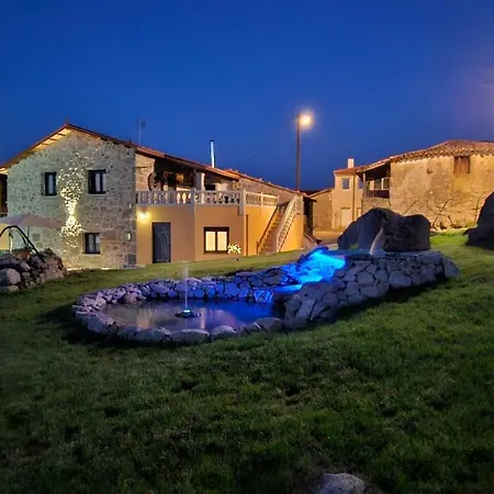 As Penedas, Casa Dos Arcos Сasa de vacaciones *