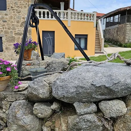 As Penedas, Casa Dos Arcos *