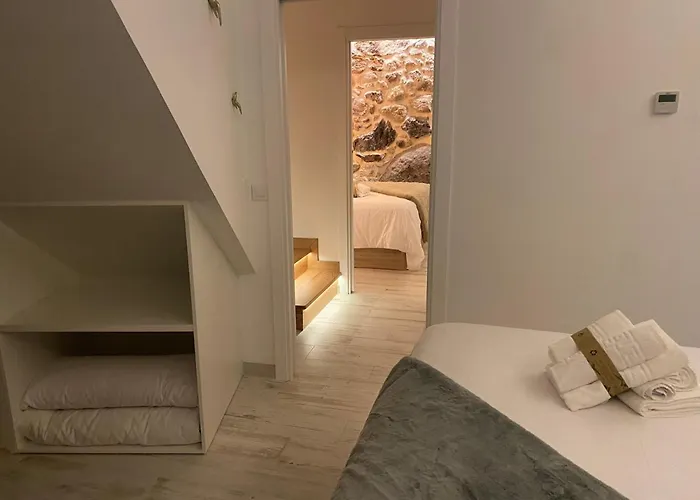 As Penedas, Casa Dos Arcos Sober