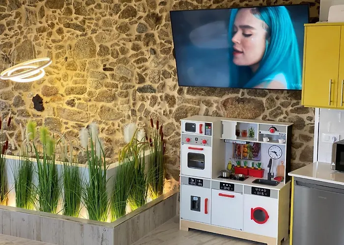 As Penedas, Casa Dos Arcos Tatil Evi Sober