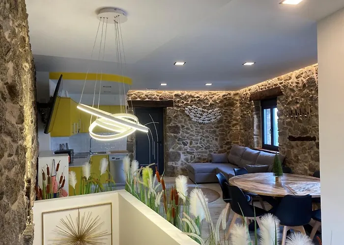 As Penedas, Casa Dos Arcos בית נופש